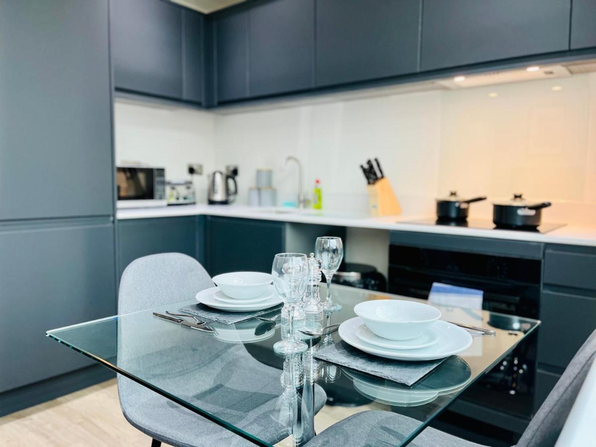 Stylish Studio Apartment Near To Old Trafford Stadium Manchester Ngoại thất bức ảnh