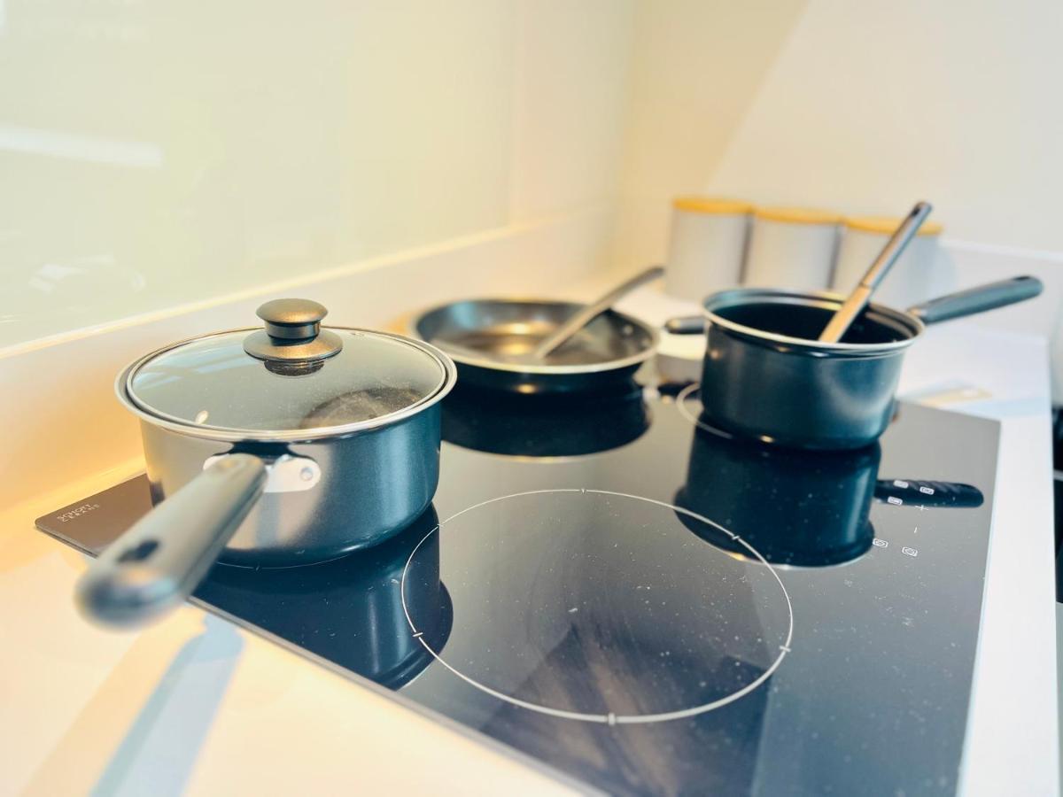 Stylish Studio Apartment Near To Old Trafford Stadium Manchester Ngoại thất bức ảnh