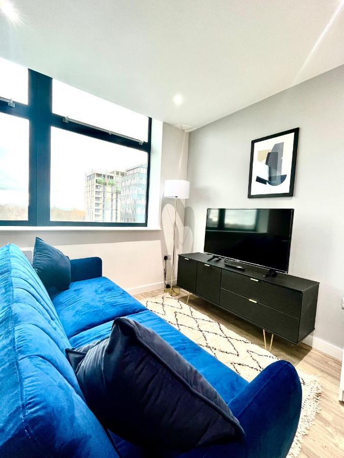 Stylish Studio Apartment Near To Old Trafford Stadium Manchester Ngoại thất bức ảnh